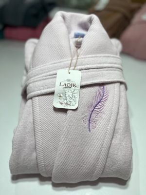 حوله تن پوش گلدوزی لادیک